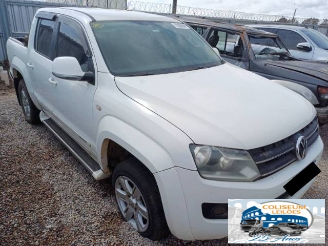 VOLKSWAGEN AMAROK 2013 