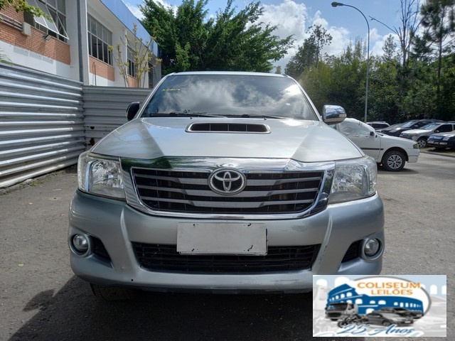 TOYOTA HILUX CD4X4 SRV 2015