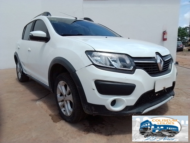 SANDERO STEP 16 2016