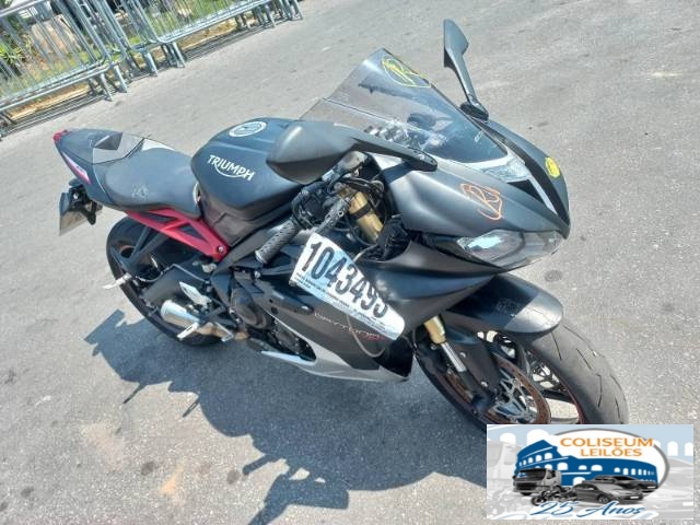 TRIUMPH DAYTONA 2016 