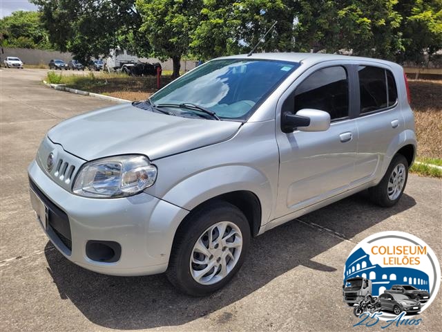 FIAT UNO VIVACE 1.0 ANO 2015/2015